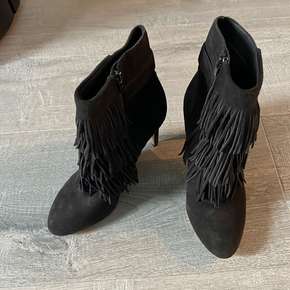 Via Spiga Vesta suede ankle boots